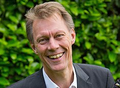 Prof. Thomas Lindhorst
